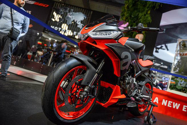 點(diǎn)擊進(jìn)入看圖評(píng)論