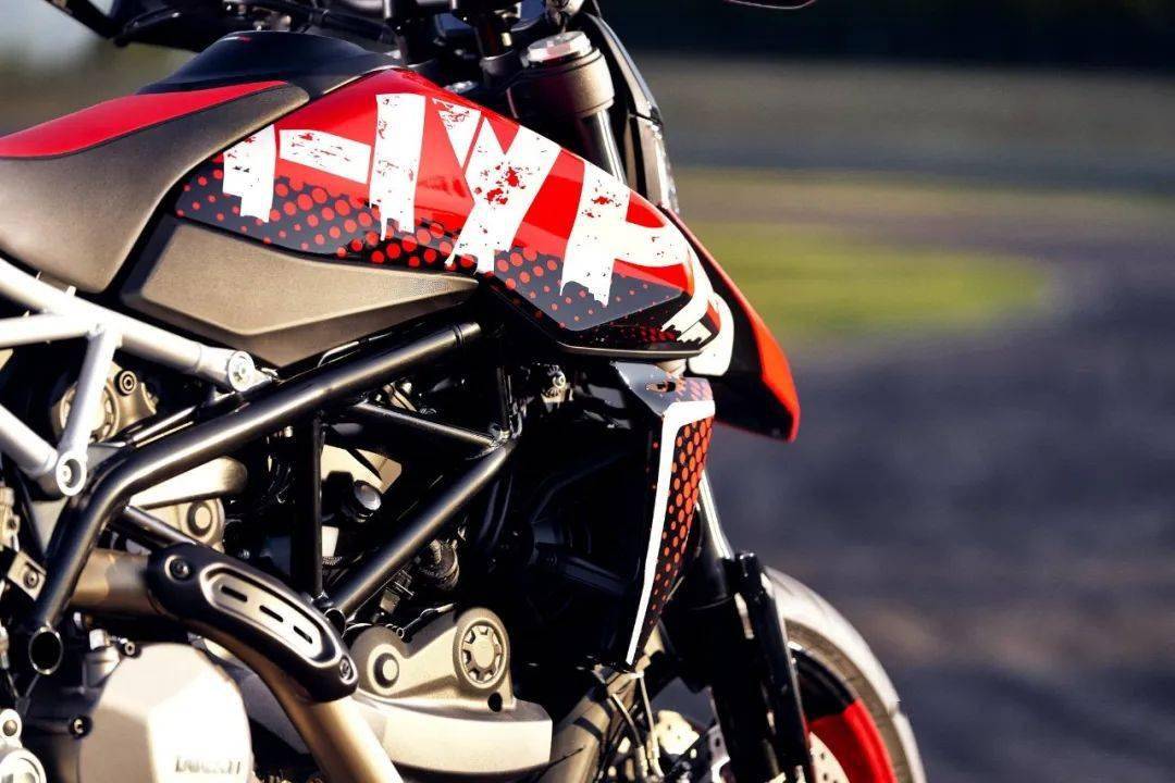 點擊進入看圖評論