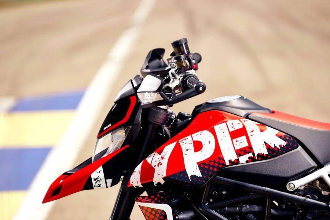 點擊進入看圖評論