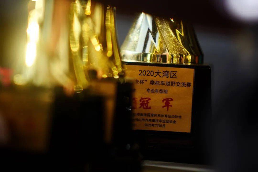 點(diǎn)擊進(jìn)入看圖評(píng)論