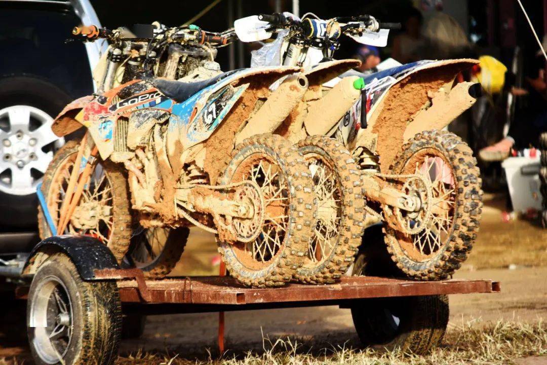 點(diǎn)擊進(jìn)入看圖評(píng)論