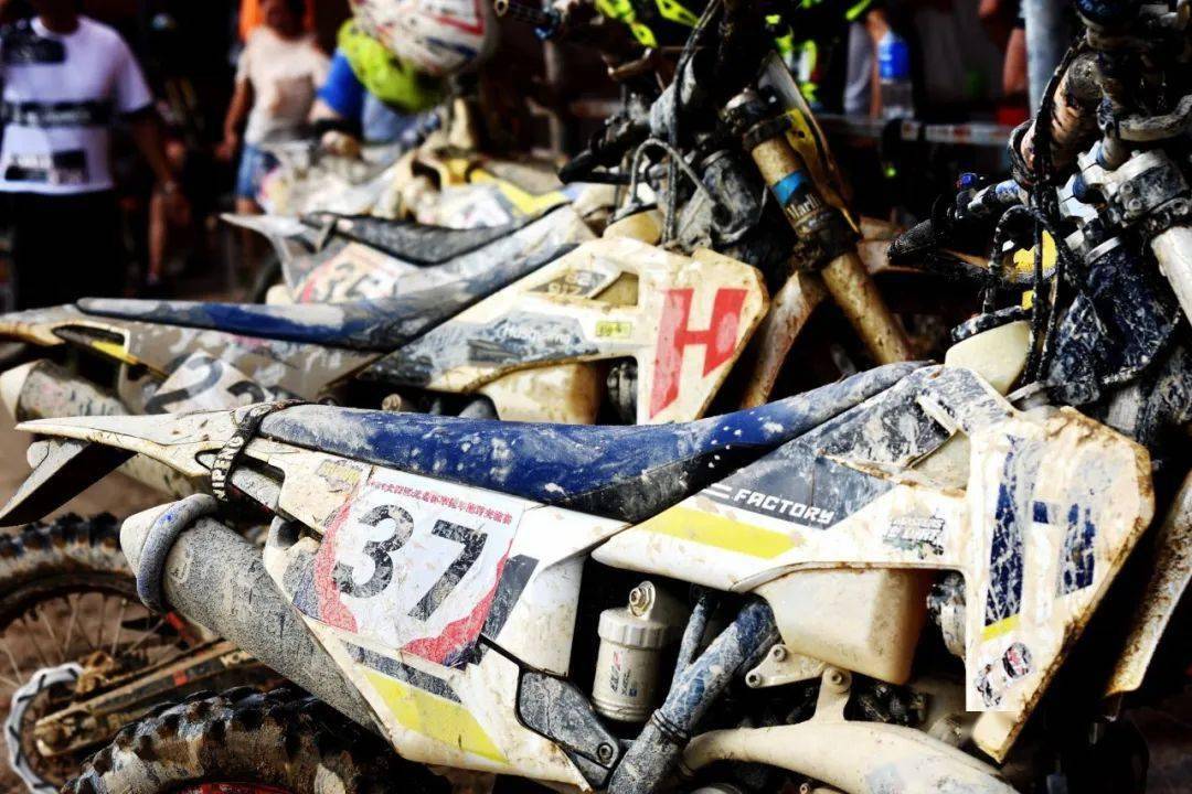 點(diǎn)擊進(jìn)入看圖評(píng)論