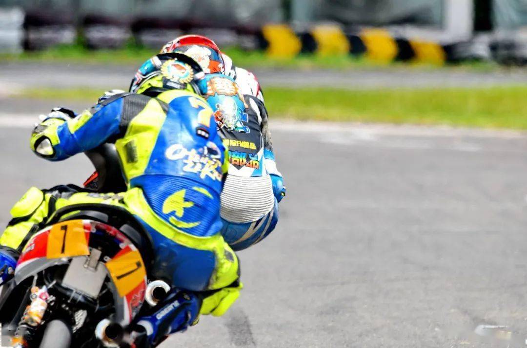 點擊進入看圖評論