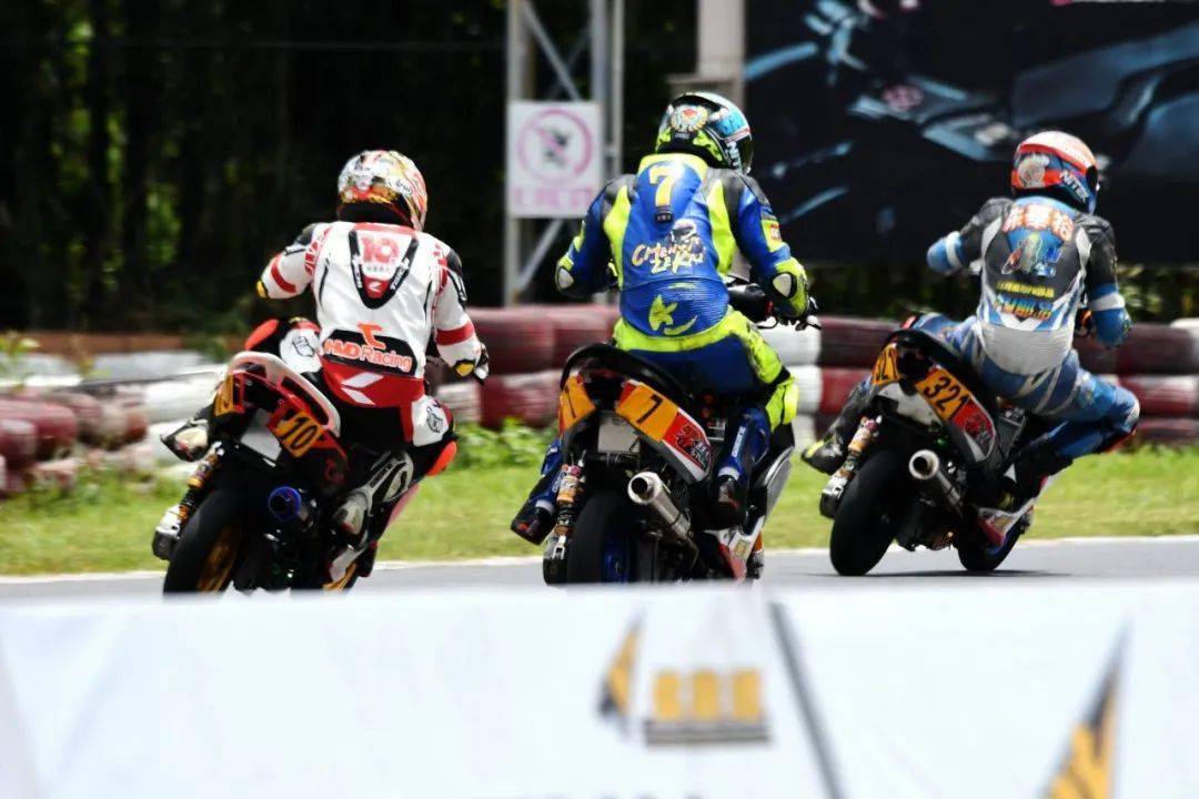 點擊進入看圖評論