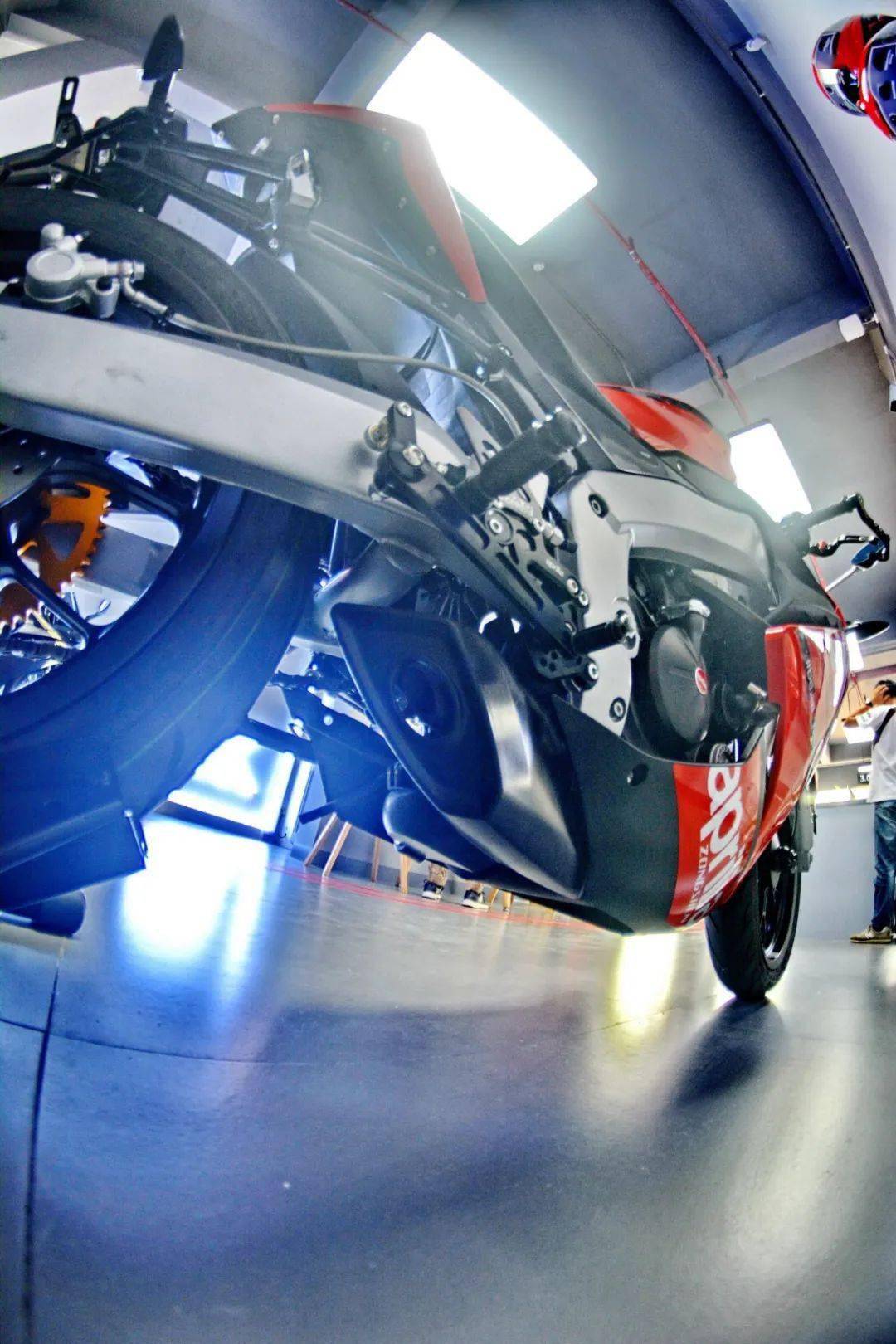 點擊進(jìn)入看圖評論