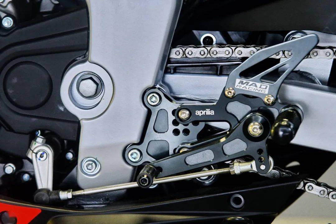 點擊進(jìn)入看圖評論