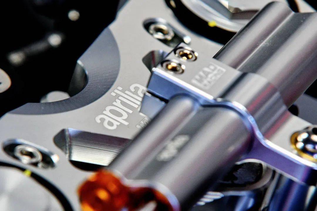 點擊進(jìn)入看圖評論