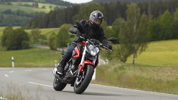 點(diǎn)擊進(jìn)入看圖評(píng)論