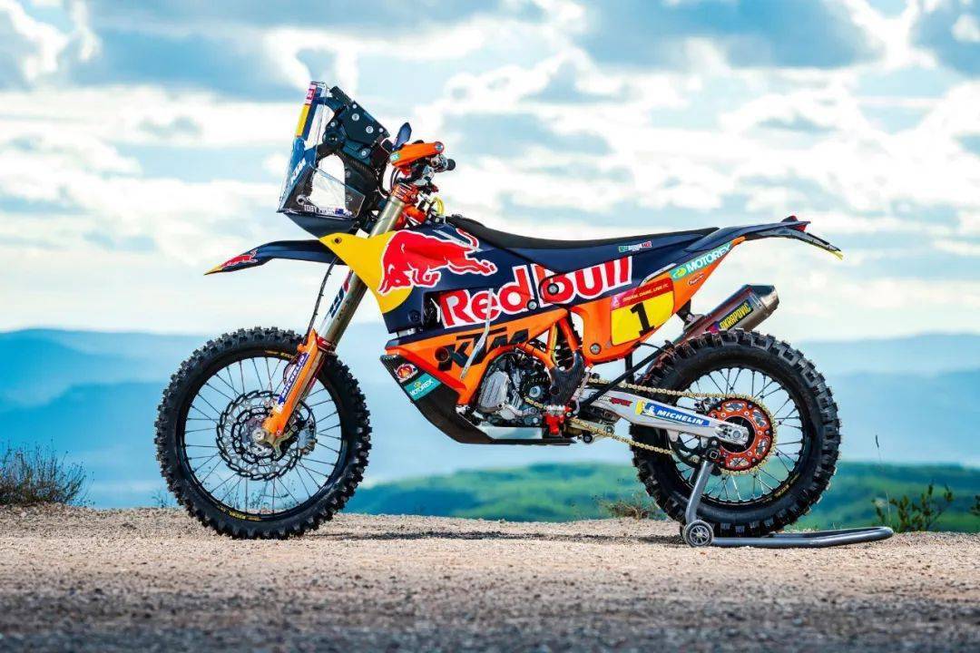 點擊進(jìn)入看圖評論