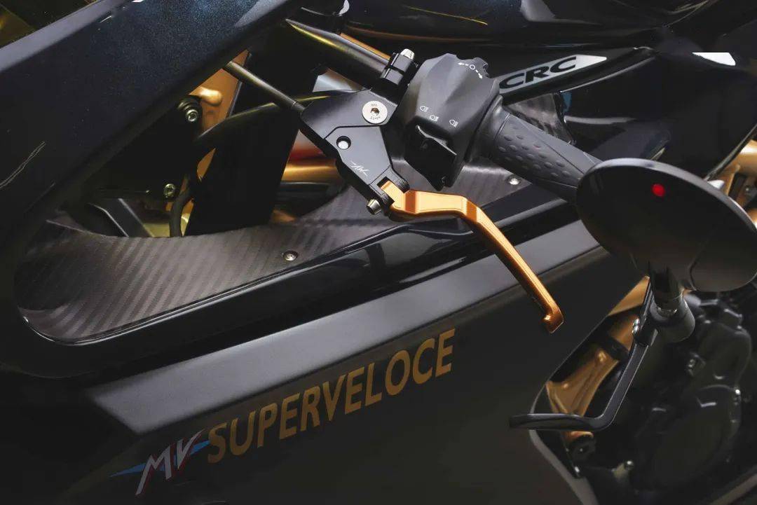 點(diǎn)擊進(jìn)入看圖評論