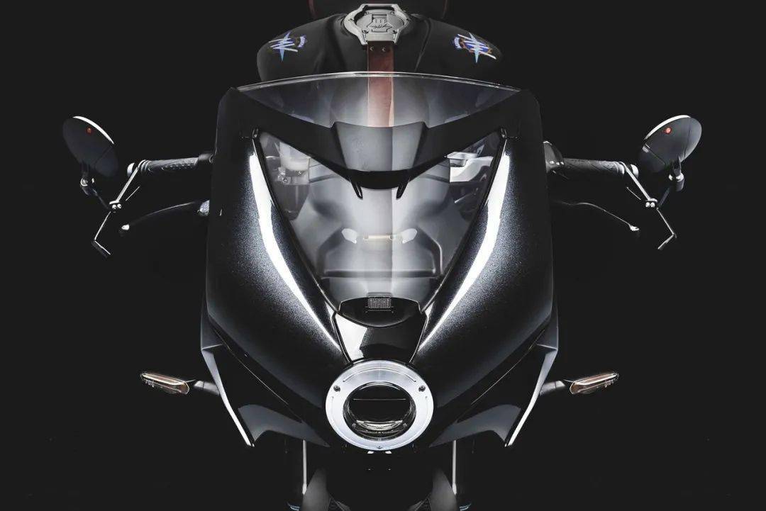 點(diǎn)擊進(jìn)入看圖評論