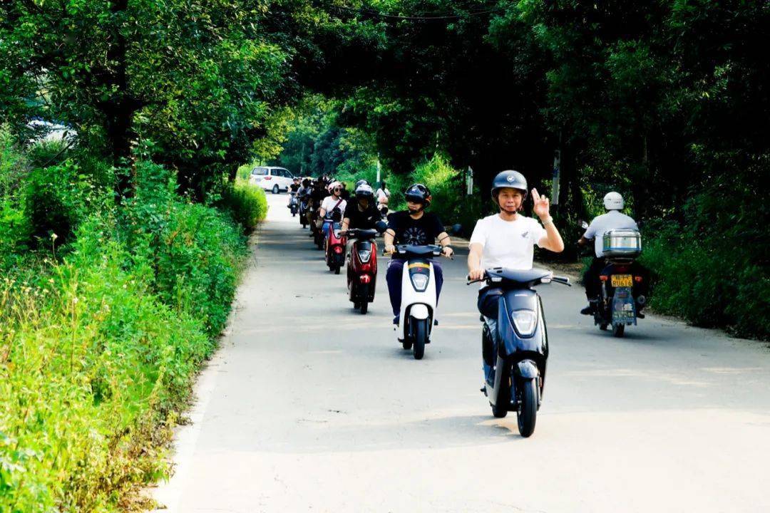 點擊進入看圖評論