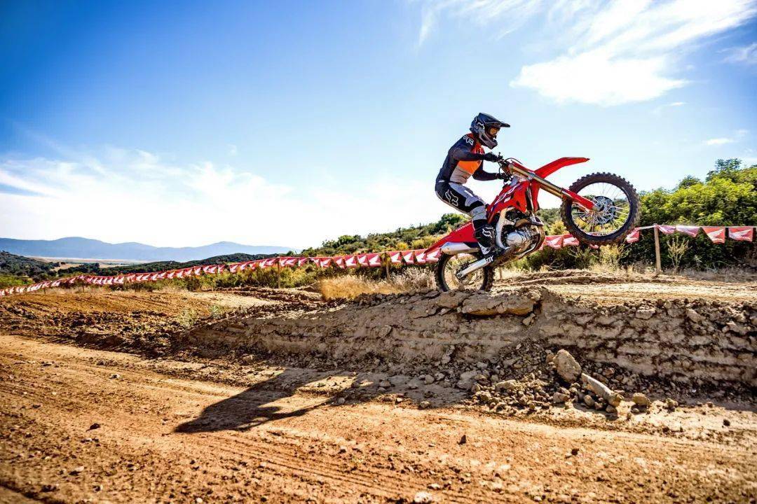 點(diǎn)擊進(jìn)入看圖評(píng)論