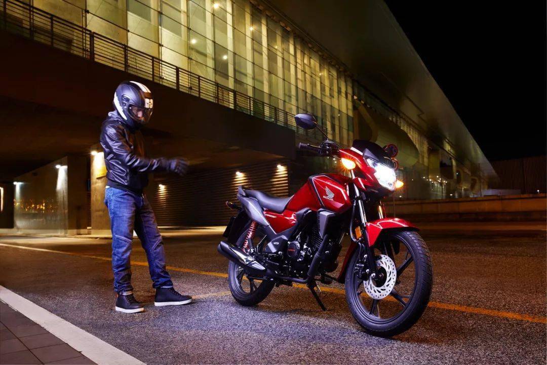 點擊進入看圖評論