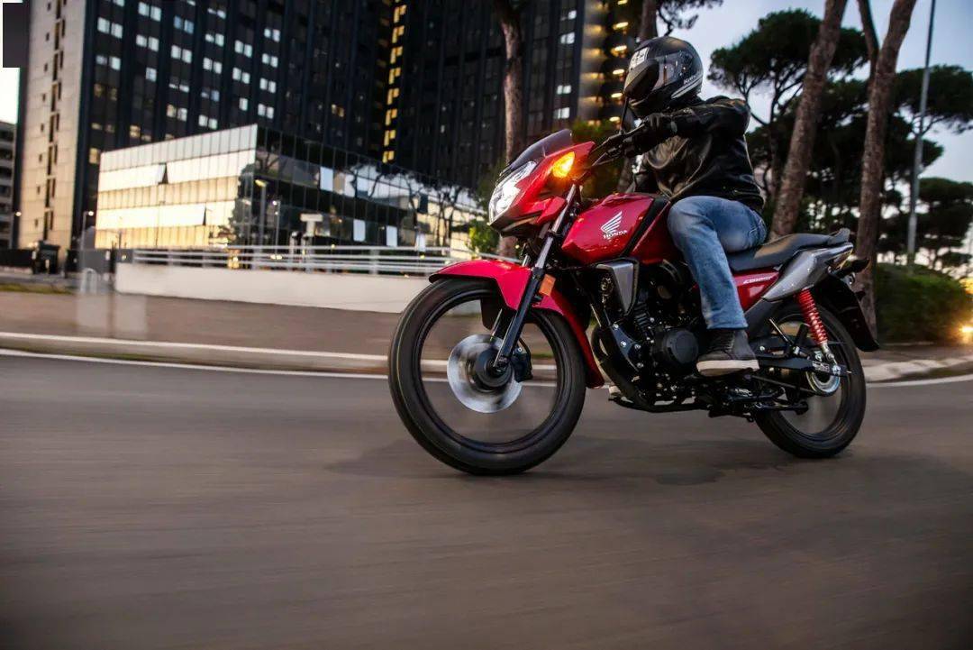 點擊進入看圖評論