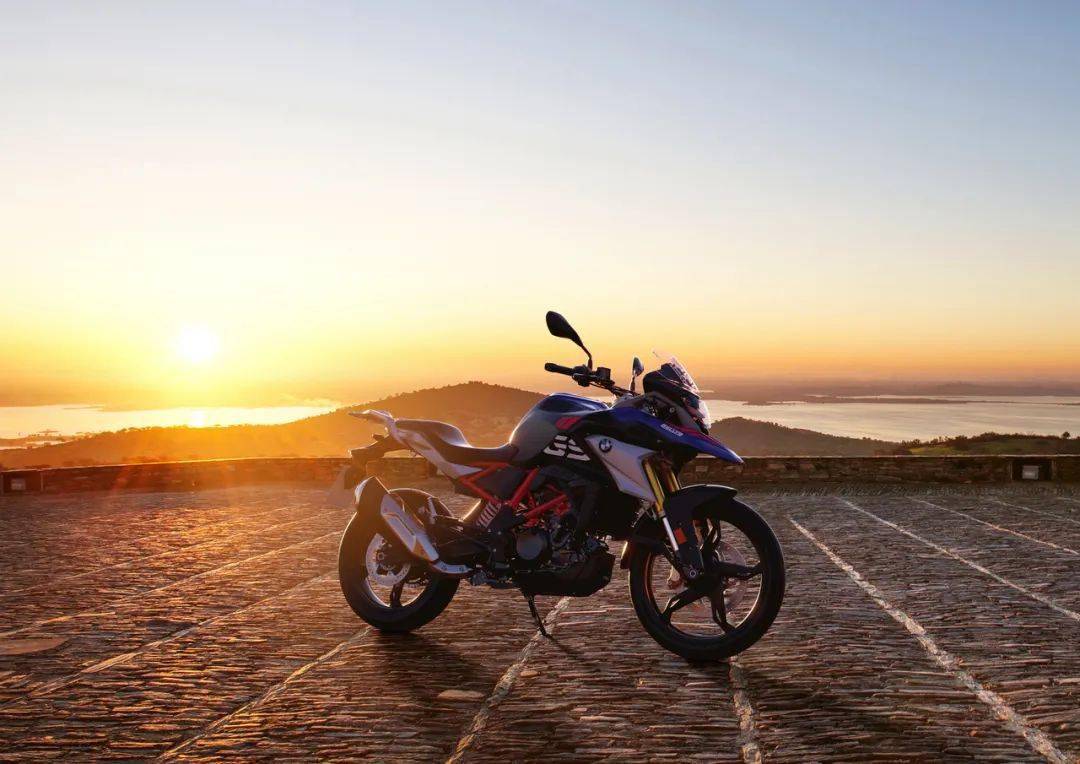 點(diǎn)擊進(jìn)入看圖評(píng)論