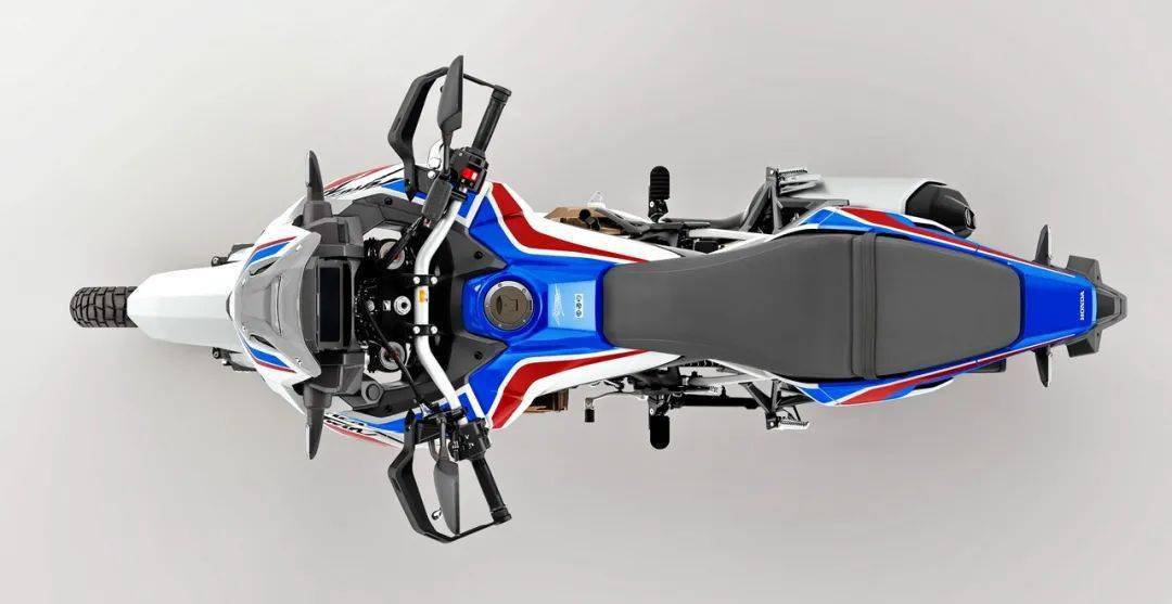 點(diǎn)擊進(jìn)入看圖評(píng)論