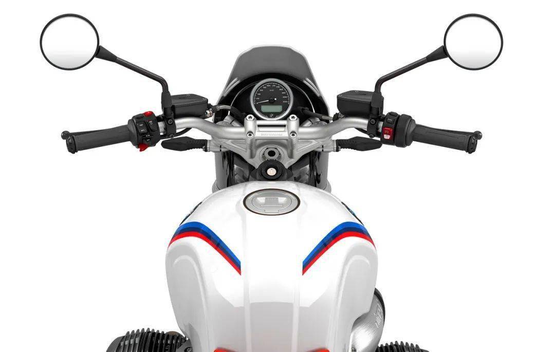 點擊進(jìn)入看圖評論