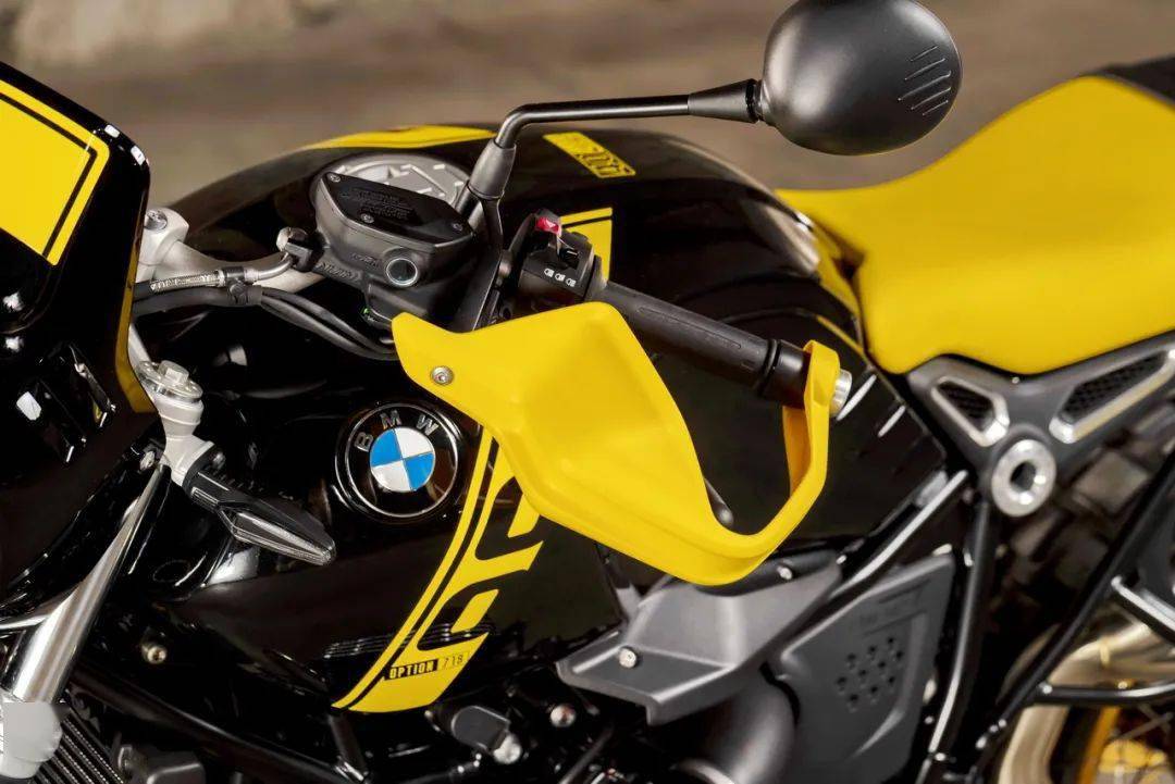 點擊進(jìn)入看圖評論