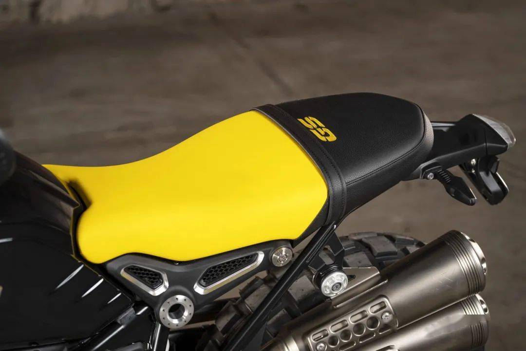 點擊進(jìn)入看圖評論