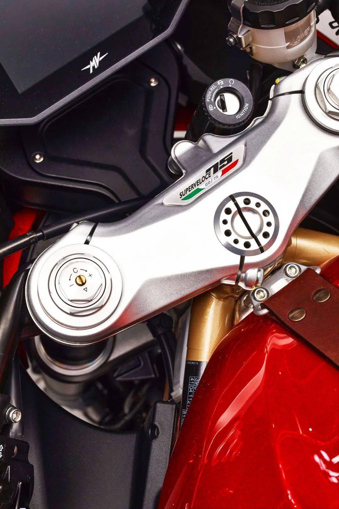 點(diǎn)擊進(jìn)入看圖評(píng)論