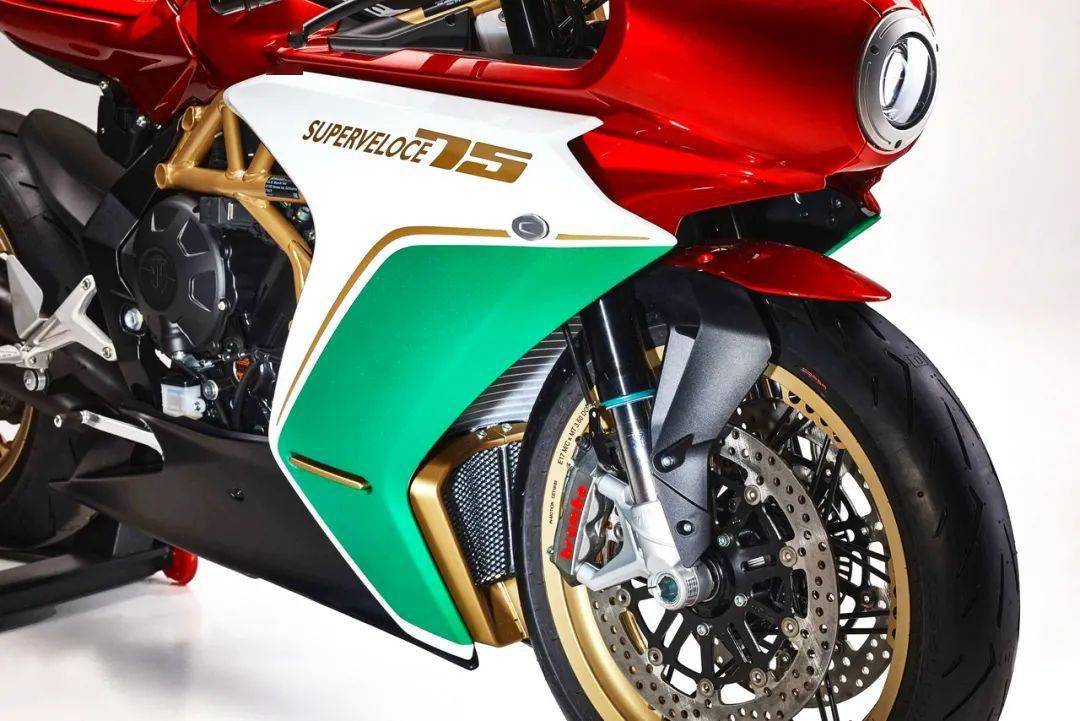 點(diǎn)擊進(jìn)入看圖評(píng)論