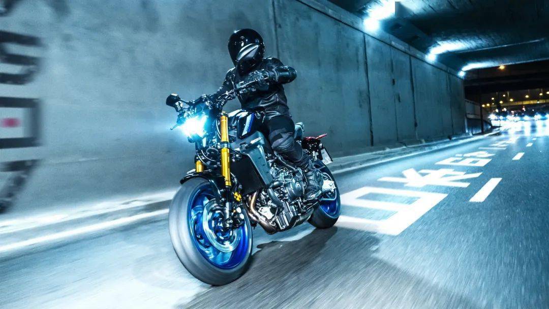 點(diǎn)擊進(jìn)入看圖評(píng)論