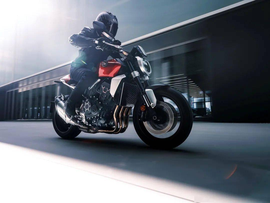 點(diǎn)擊進(jìn)入看圖評論