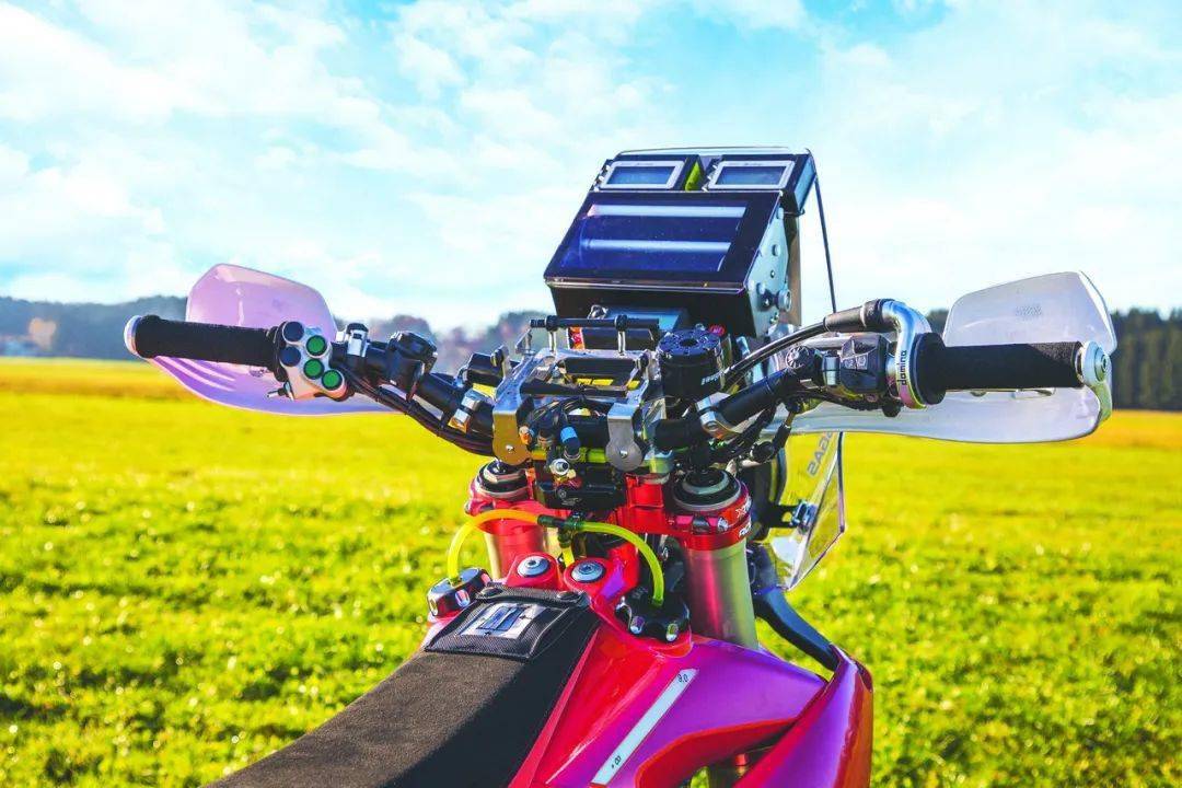 點擊進入看圖評論