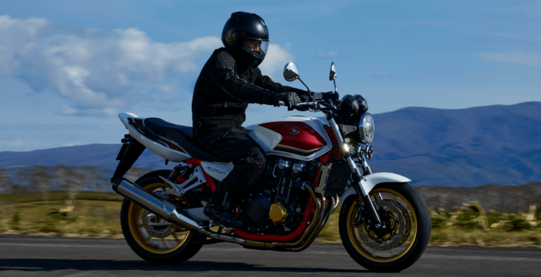 點(diǎn)擊進(jìn)入看圖評(píng)論