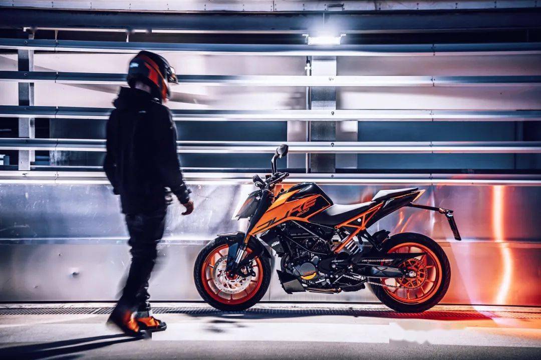 點擊進入看圖評論