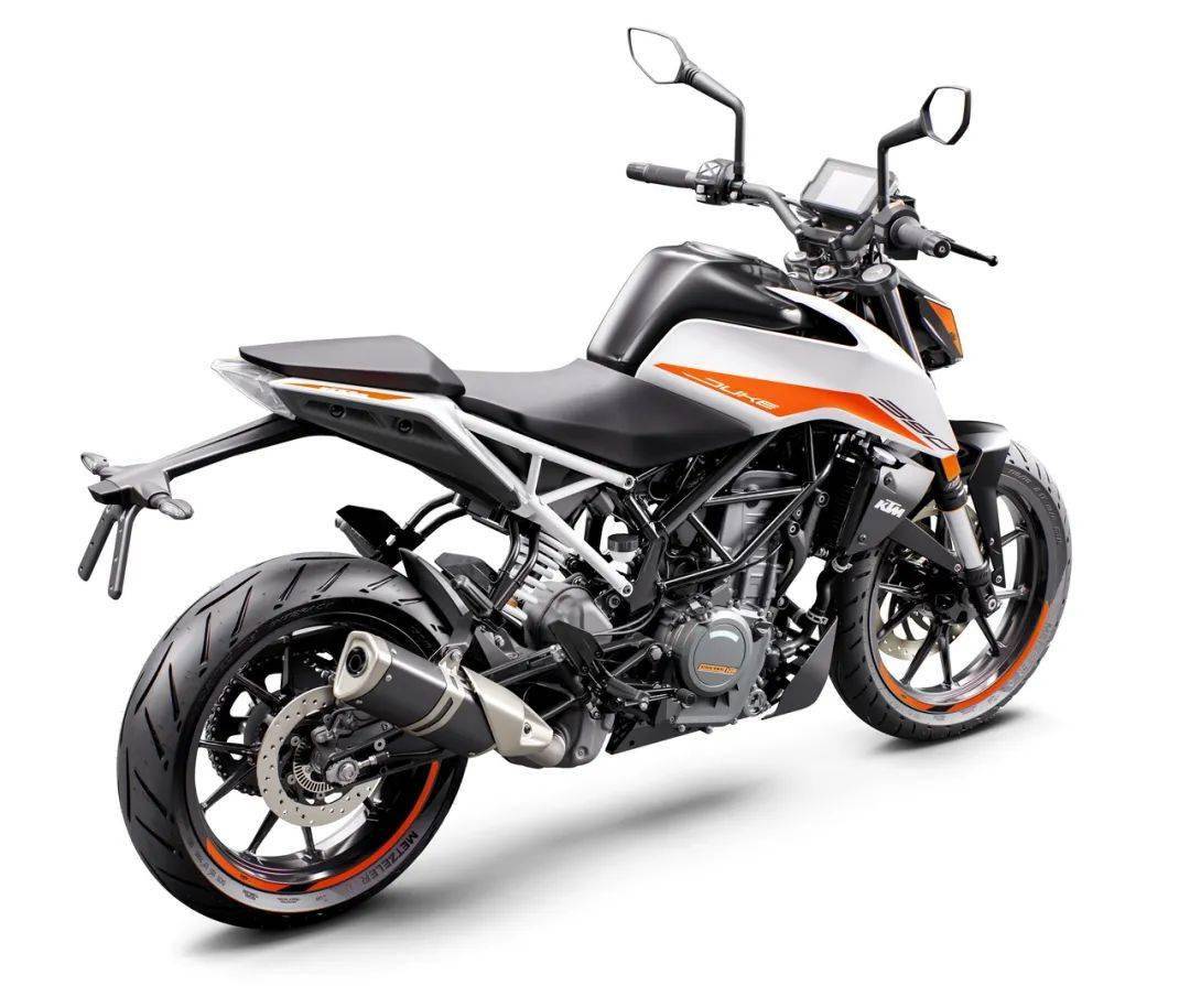 點擊進入看圖評論