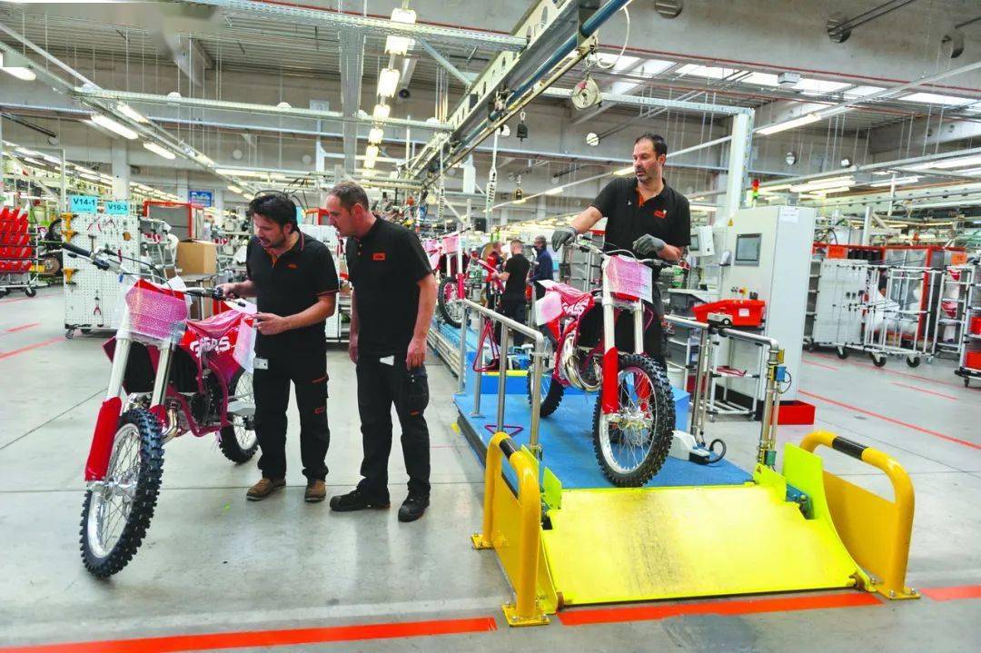 點擊進(jìn)入看圖評論