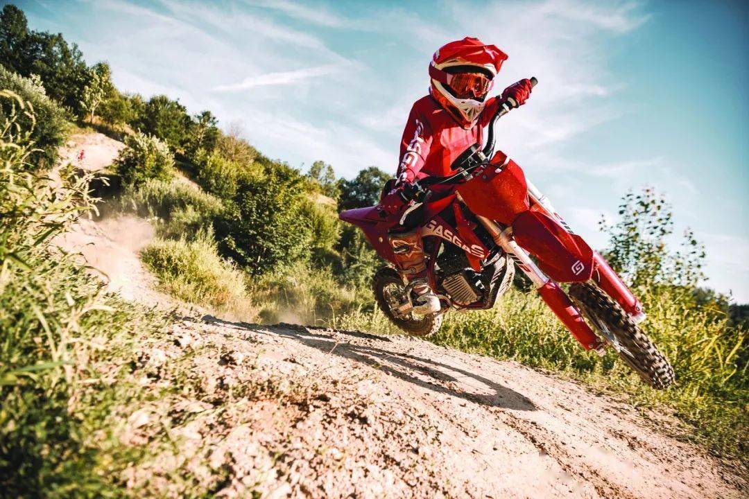 點擊進(jìn)入看圖評論