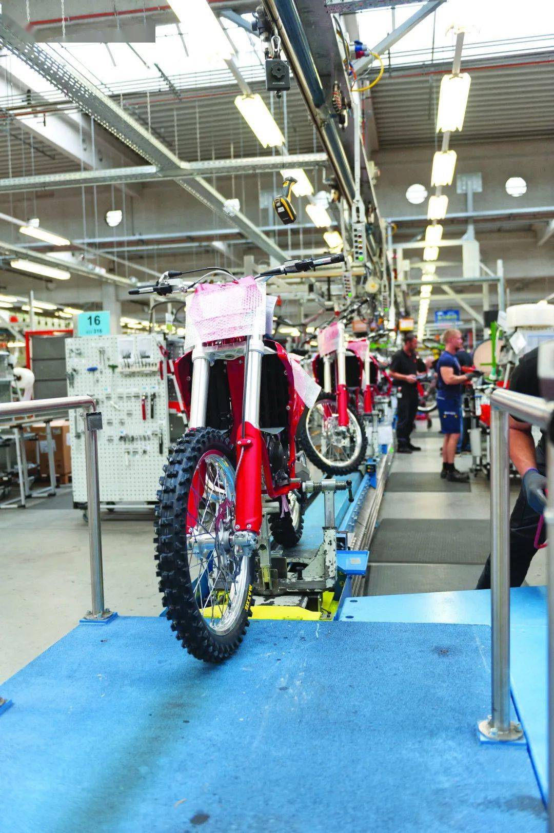 點擊進(jìn)入看圖評論