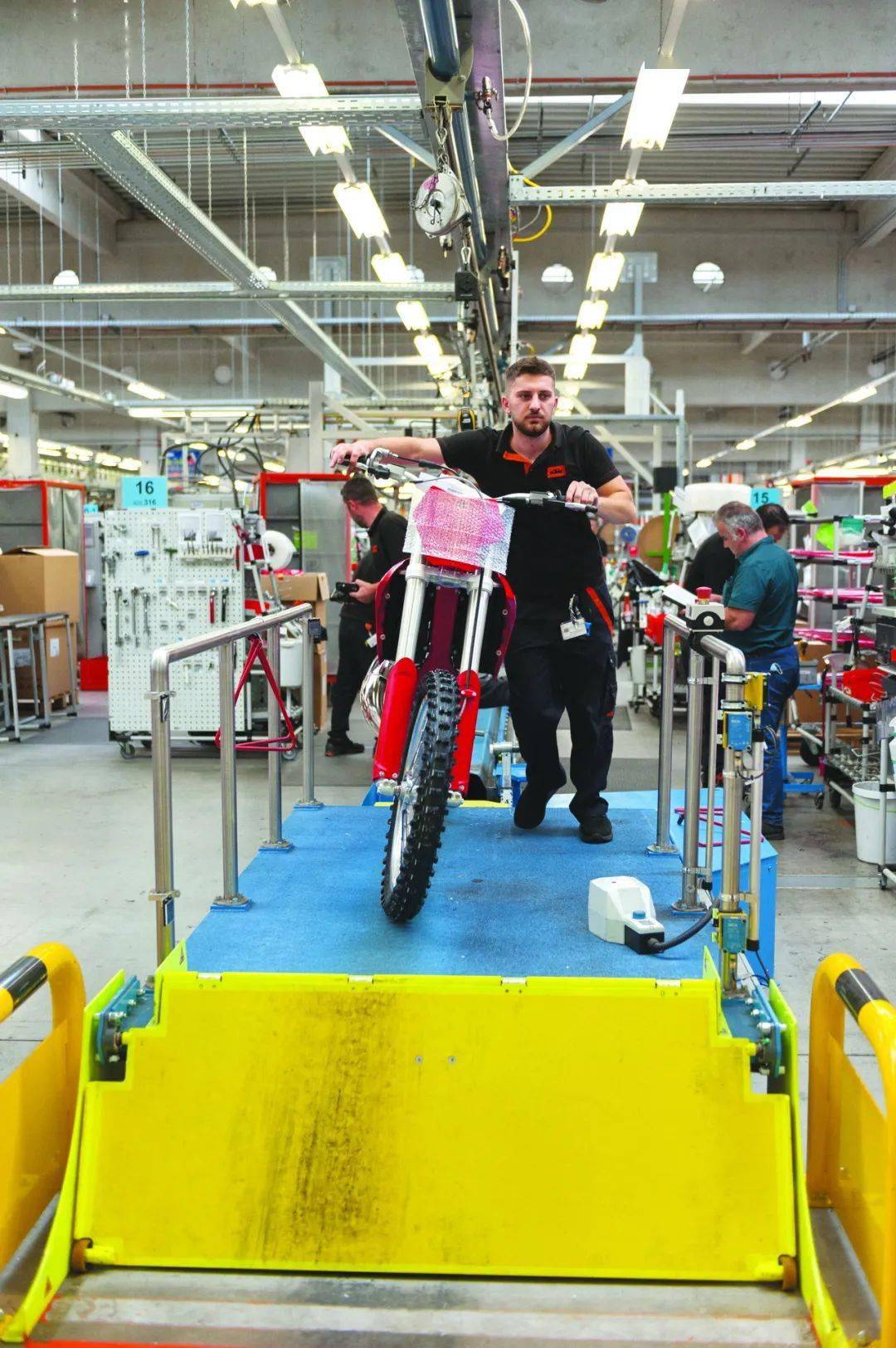 點擊進(jìn)入看圖評論