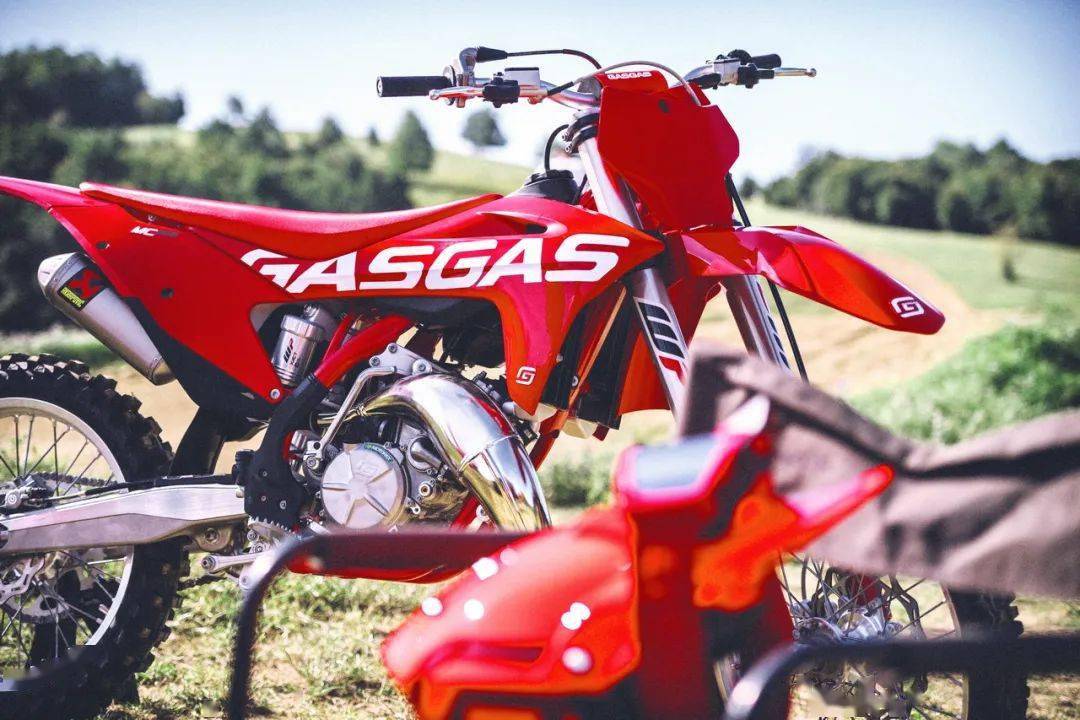 點擊進(jìn)入看圖評論