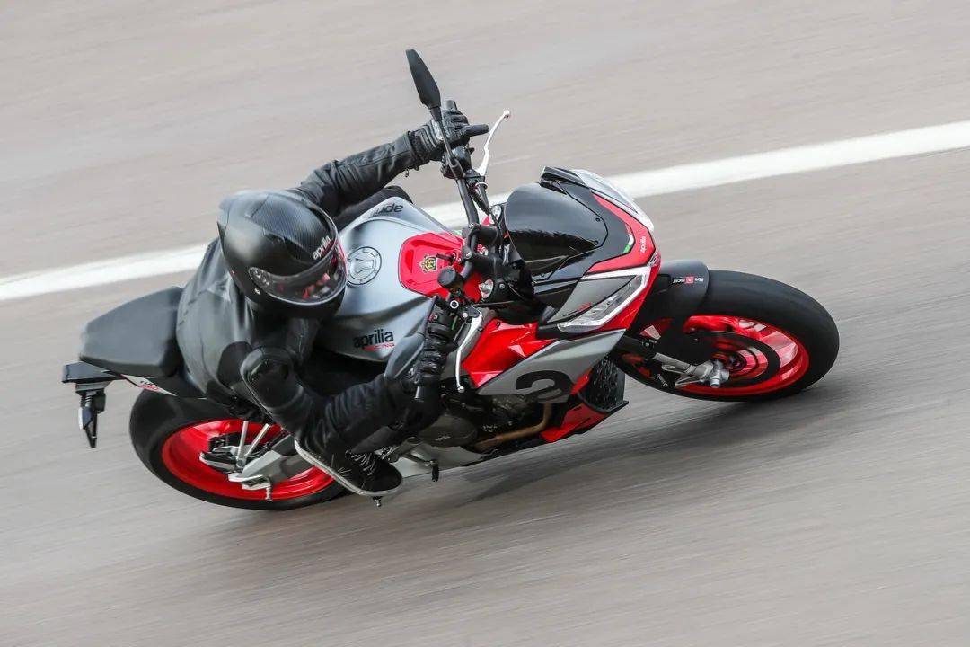 點(diǎn)擊進(jìn)入看圖評論