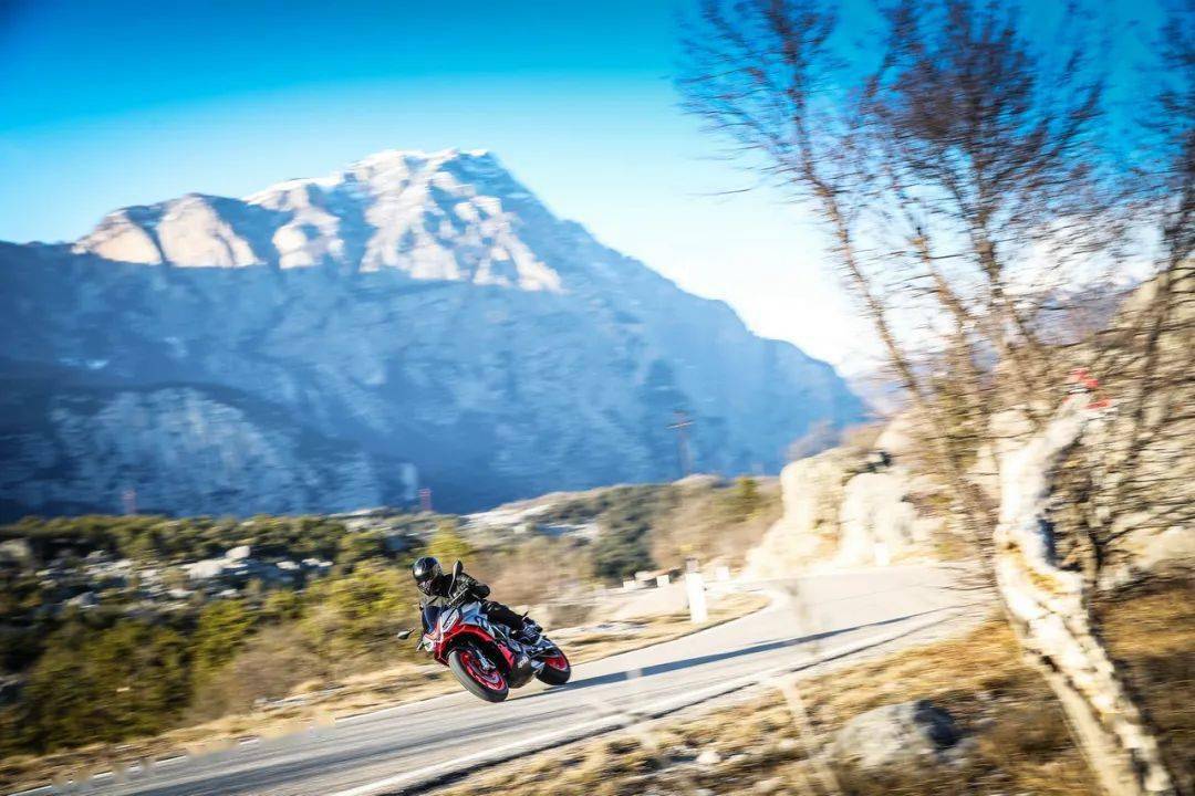 點(diǎn)擊進(jìn)入看圖評論