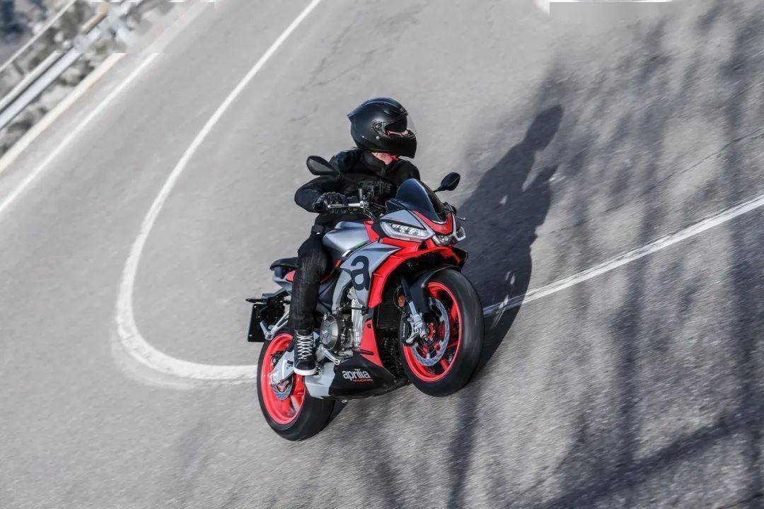 點(diǎn)擊進(jìn)入看圖評論