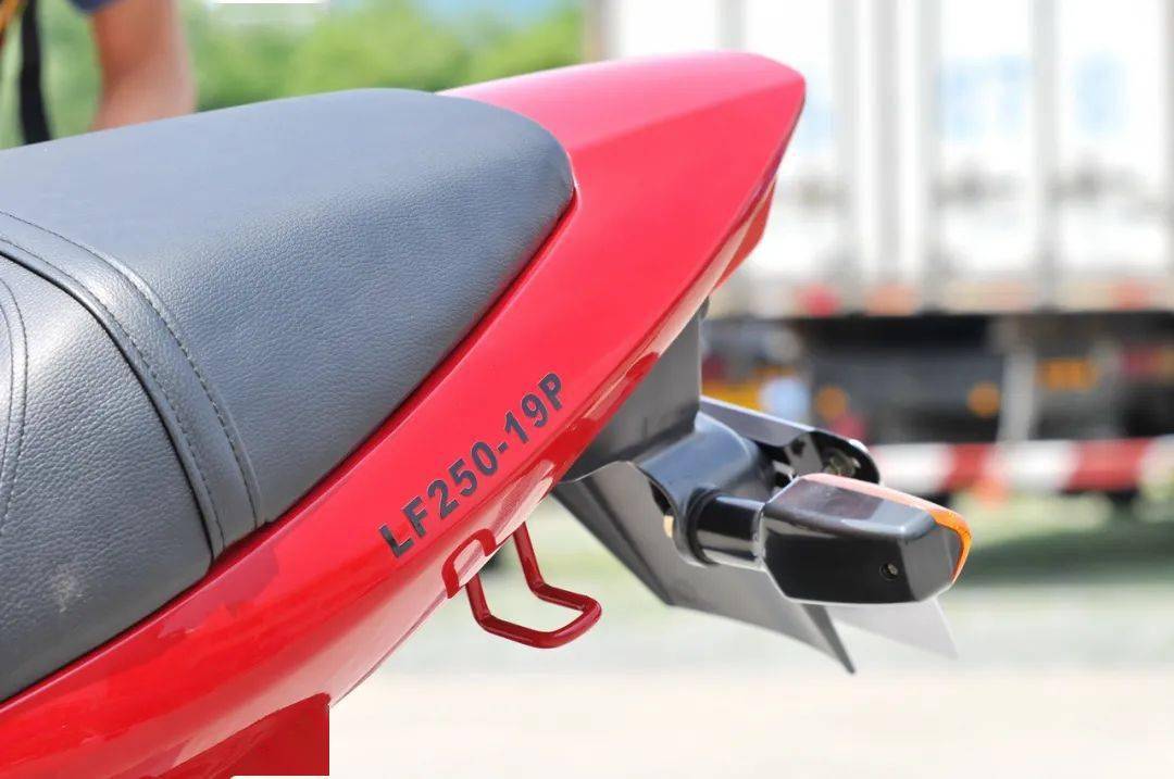 點擊進入看圖評論