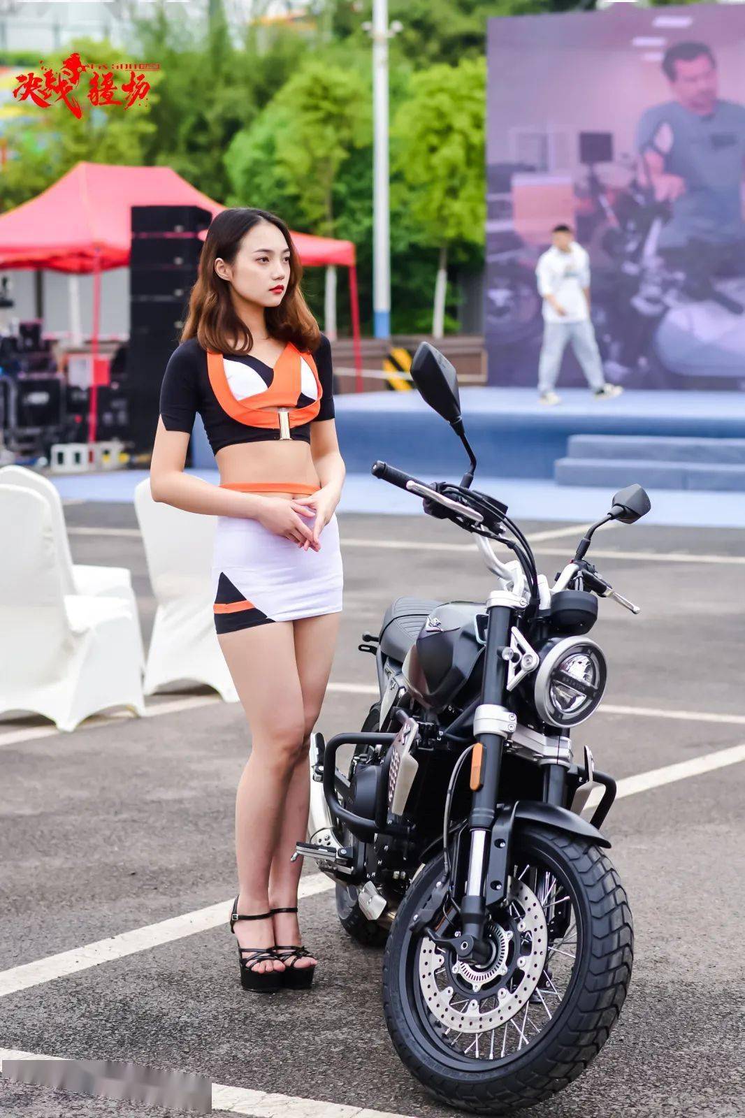 點(diǎn)擊進(jìn)入看圖評論