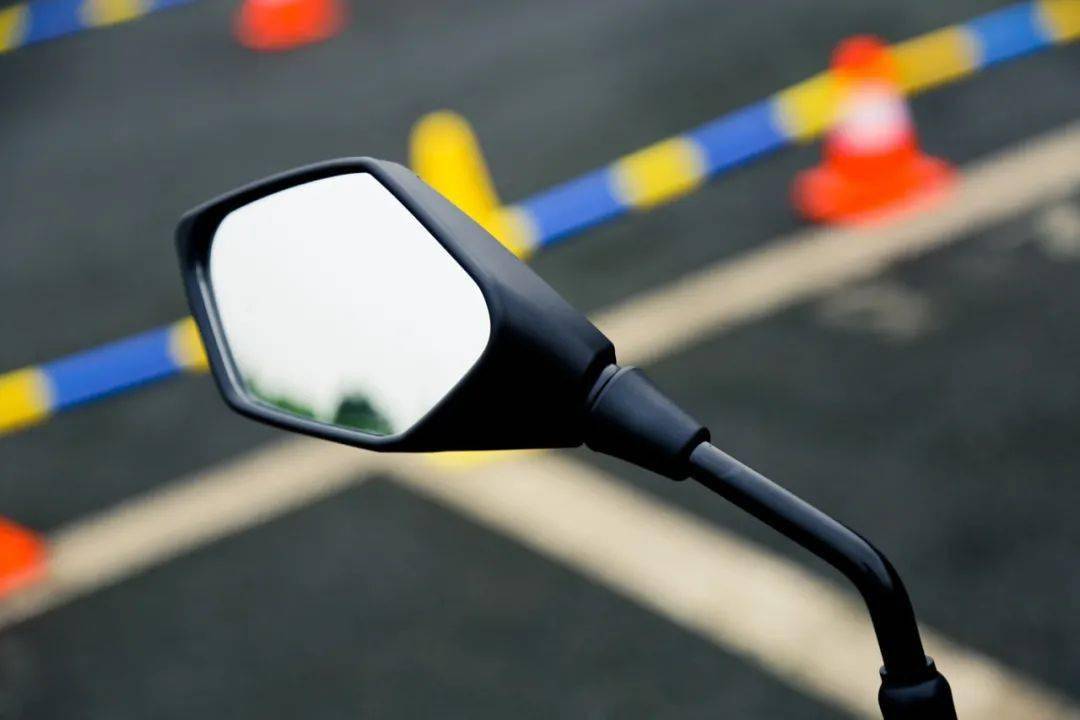 點(diǎn)擊進(jìn)入看圖評論