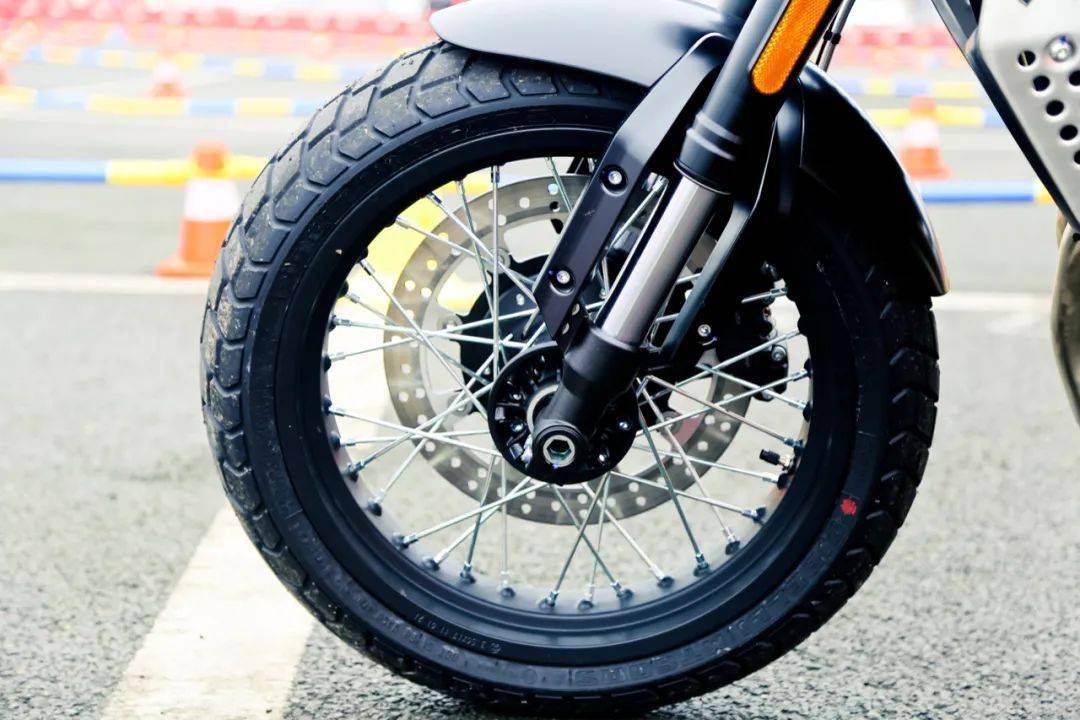 點(diǎn)擊進(jìn)入看圖評論