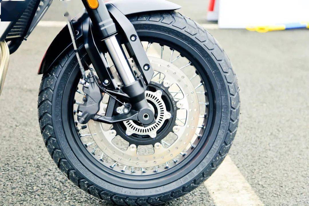 點(diǎn)擊進(jìn)入看圖評論