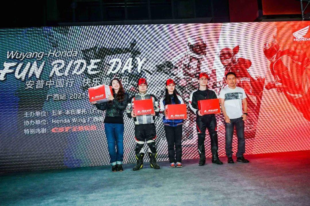 點擊進入看圖評論