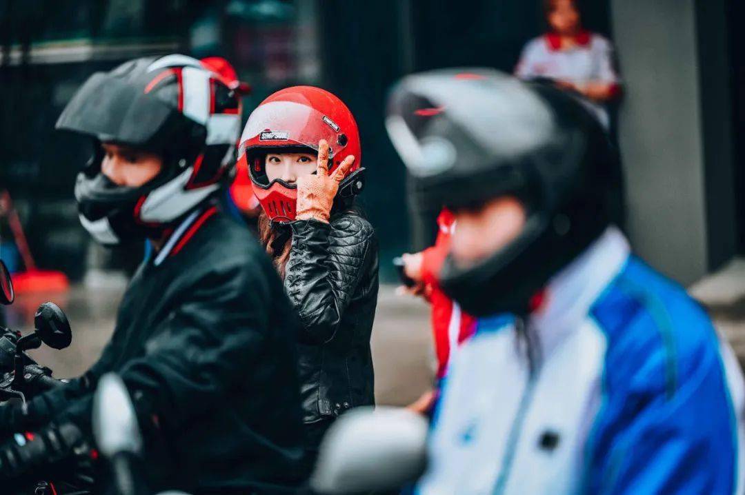 點擊進入看圖評論