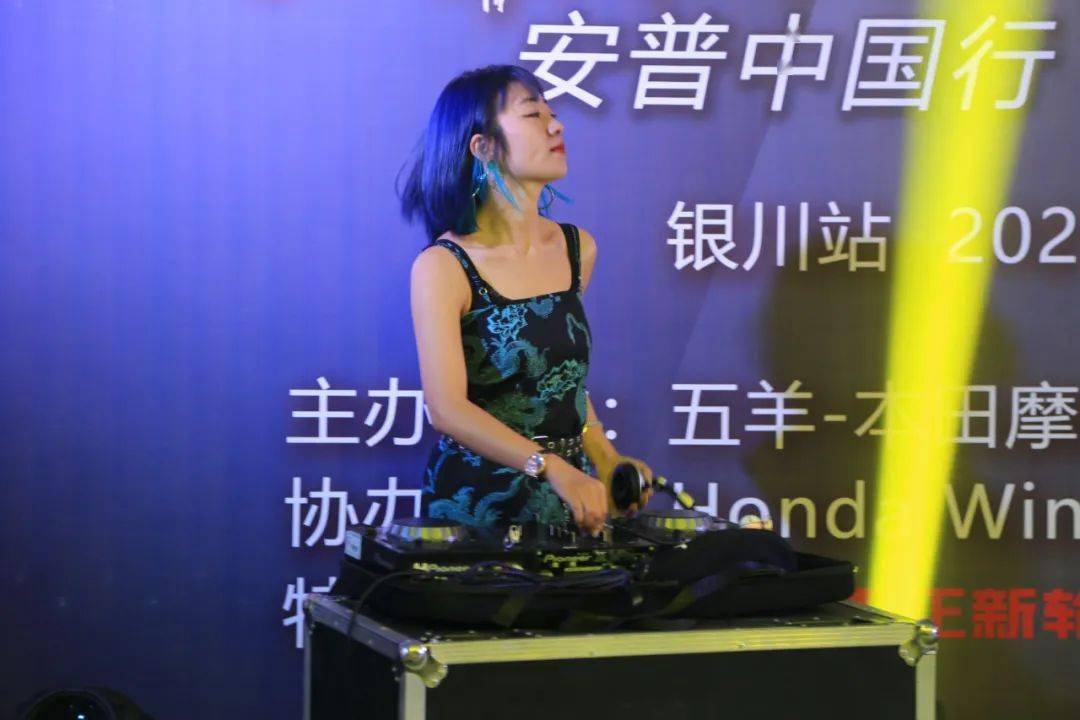 點擊進入看圖評論