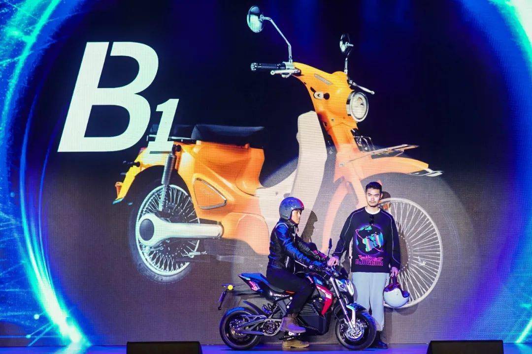 點(diǎn)擊進(jìn)入看圖評論