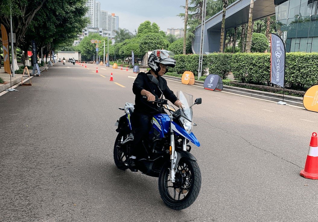 點(diǎn)擊進(jìn)入看圖評論